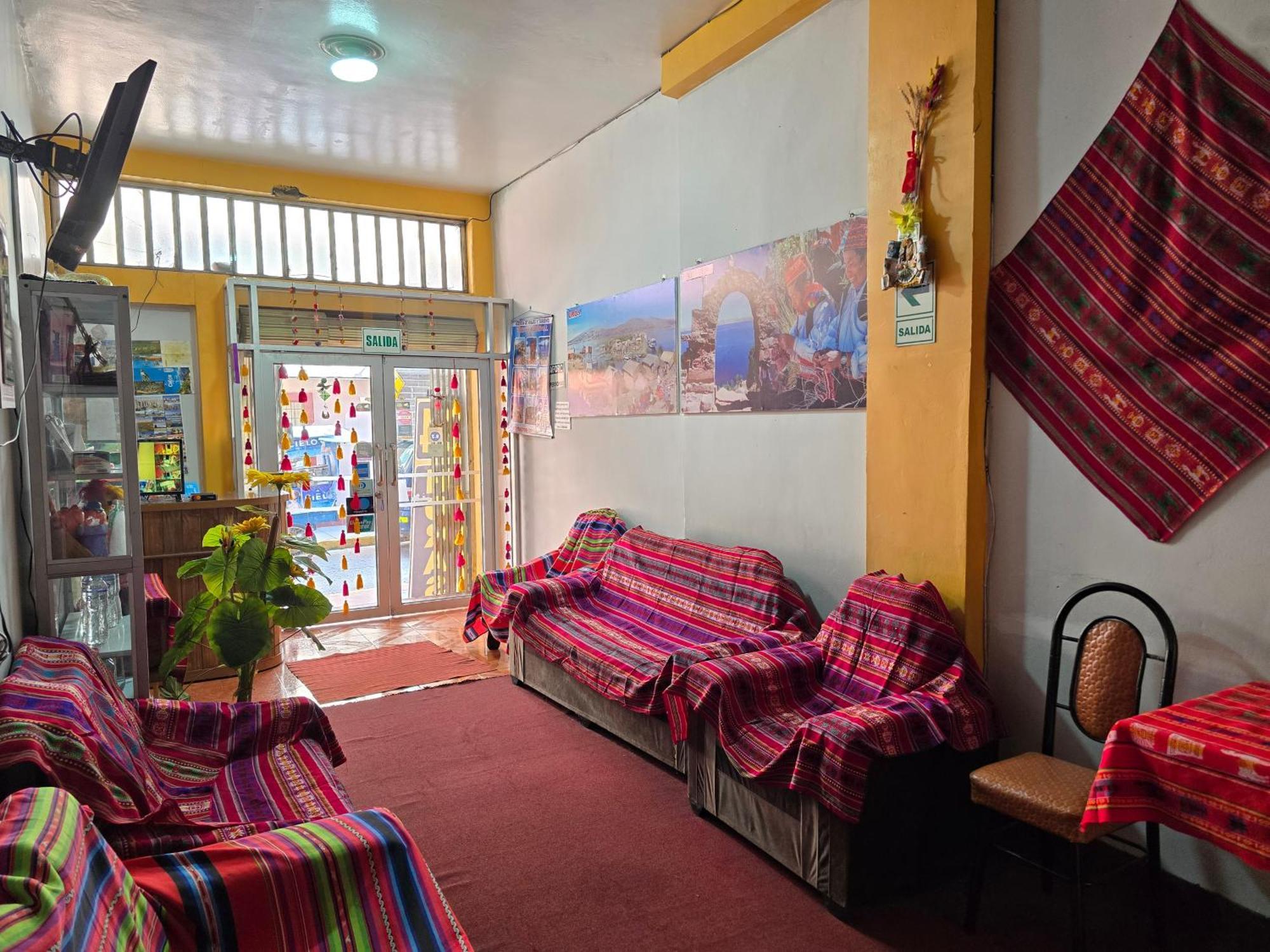 Hostal Acuarius Puno Exterior photo